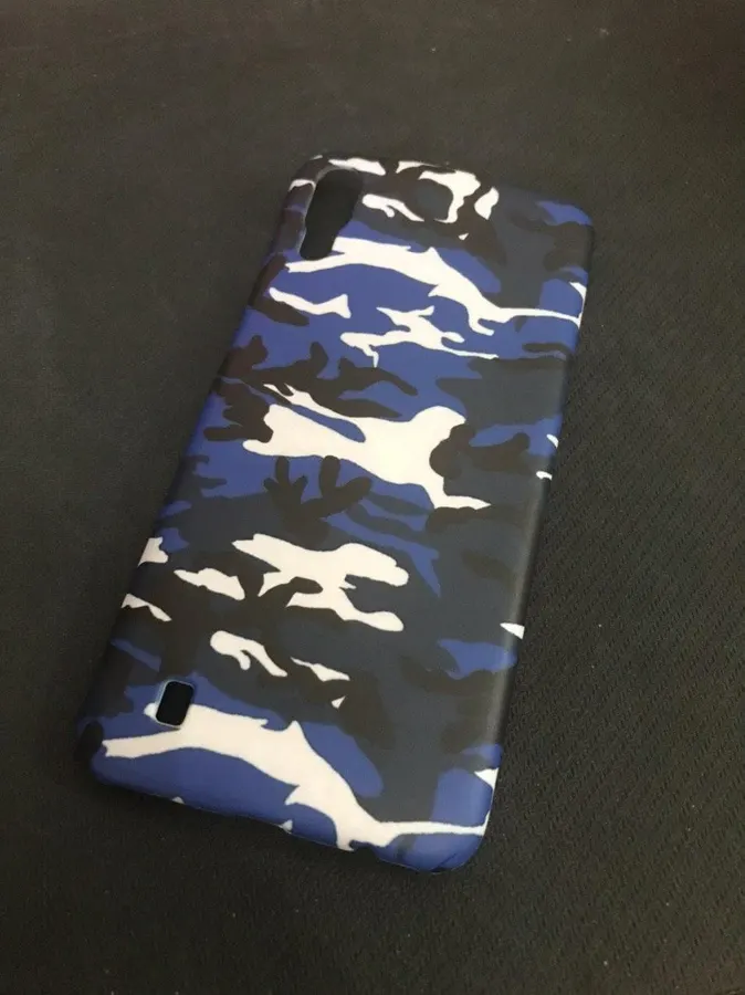 Hardcase custom Cuztoom bermotif loreng biru hasil cetak penuh